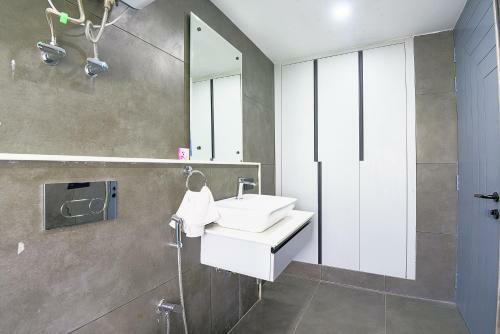 Bedchambers Serviced Apartments - Mg Road