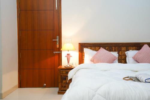 Lime Tree Hospitality Three Bhk Apartment Artemis Gurgaon