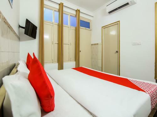 Oyo 82238 Hotel Sapna
