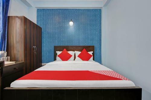 Oyo 81095 Apurwa Hotels