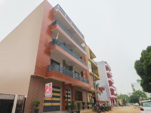 Hotel Oyo 81499 Second Home Residency