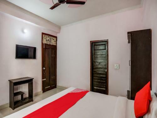 Hotel Oyo 84164 Nayra Residency