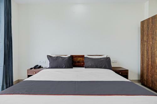 Oyo 80594 Collection O Hotel Mayfield Nirvana