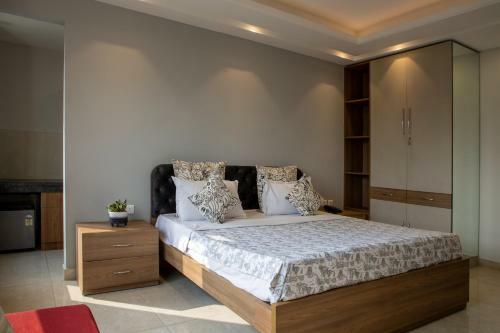 Perch Service Apartment-mg Road
