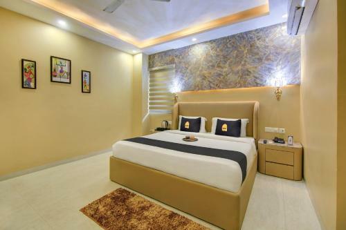 Hotel Collection O 83218 Lux