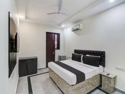Hotel Collection O 83368 Moonlight Residency