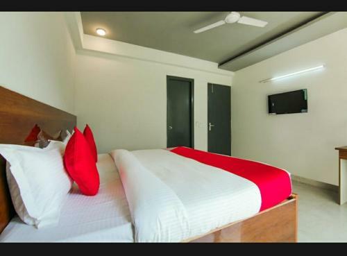 Hotel Oyo 83602 Blue Cardamom