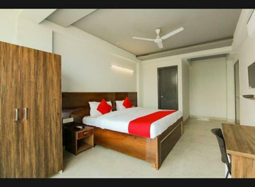 Hotel Oyo 83602 Blue Cardamom