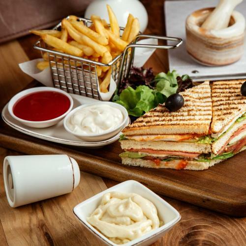 Hotel Bloom - Golf Course Road