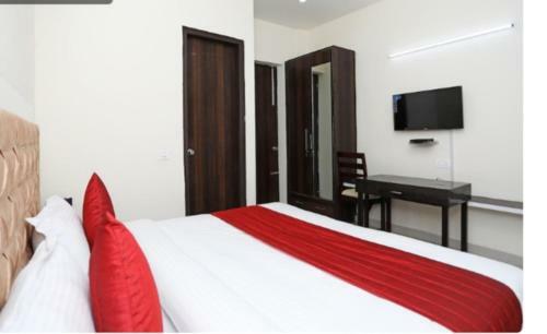 Niketan Medanta Apartment Hotel