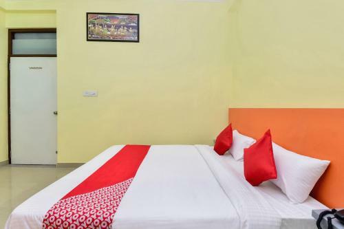 Oyo 28054 Hotel Suraj Villa