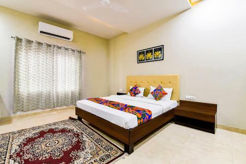Fabhotel The Castle Homestay