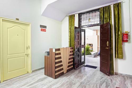 Hotel Oyo 47164 Madhav Palace