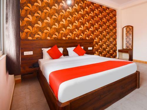 Collection O 62269 Hotel Elegant
