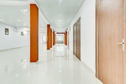 Oyo 80925 Mansa Hotel
