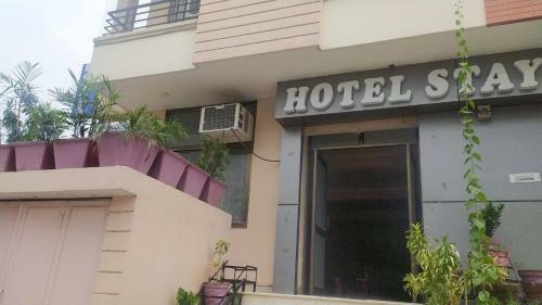Oyo 82353 Hotel Stay