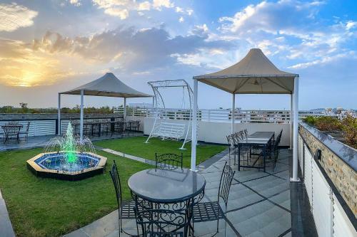 Fabhotel Royal Gm Plaza