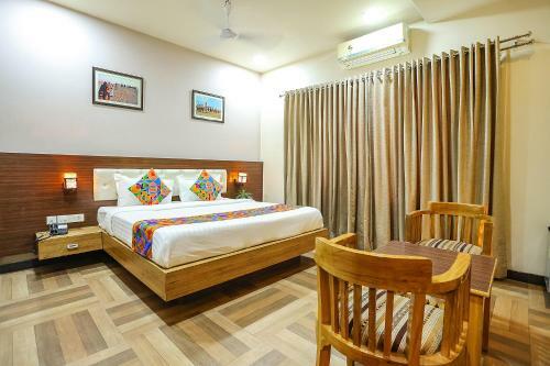 Fabhotel Royal Gm Plaza