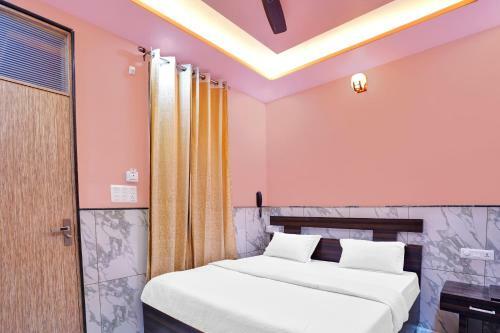 Oyo 81964 Hotel Rasuj