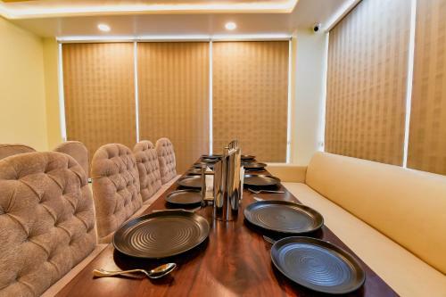 Hotel Purple Orchid