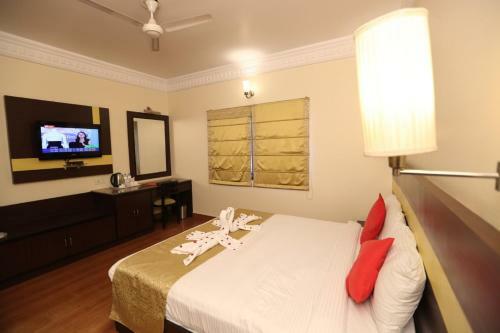 Hotel Empire Regency - A Luxury Hotel