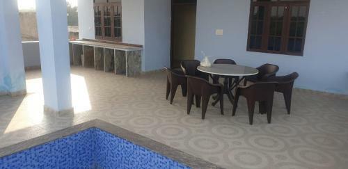 Villa Nirwana Home Stay