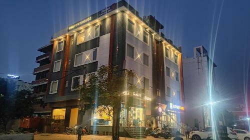 Hotel Luxury Inn
