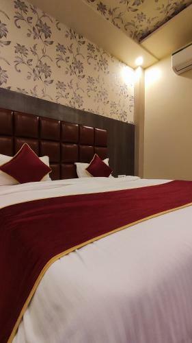Hotel Luxury Inn