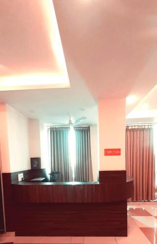 Dmk Palace Hotel
