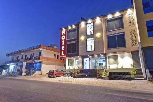 Collection O 86689 Hotel Panther