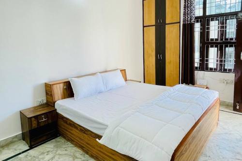 Apartamento 3bhk Flat With Free Parking And Free Wifi.