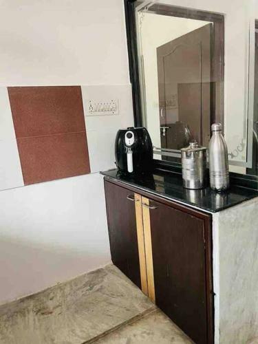 Apartamento 3bhk Flat With Free Parking And Free Wifi.