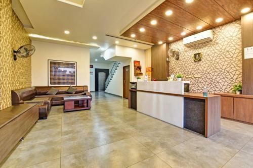 Hotel Collection O 79971 Mansarovar