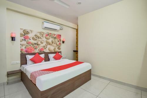 Oyo 48187 Hotel Royal Square