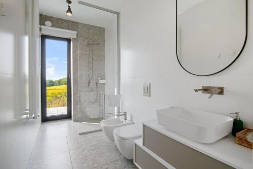 Villa Relax With Swimming Pool And Mountain View