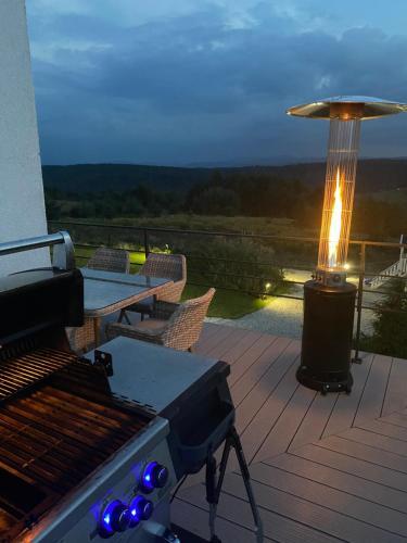 Villa Relax With Swimming Pool And Mountain View
