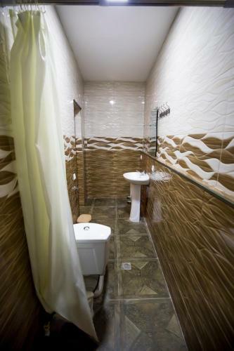 Hostal Pshavi Street Hotel