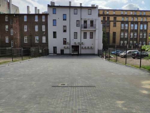 H33 Apartamenty