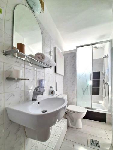 Hotel Rb Rooms&apartments