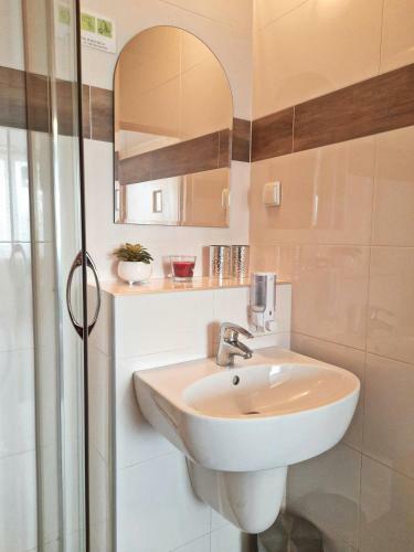 Hotel Rb Rooms&apartments