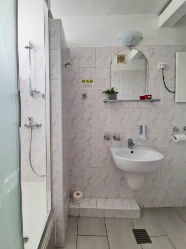 Hotel Rb Rooms&apartments
