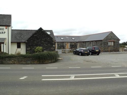 Hostal The Harp At Letterston