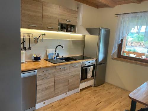 Sielanka Chwalisz�w Dom Ca?oroczny