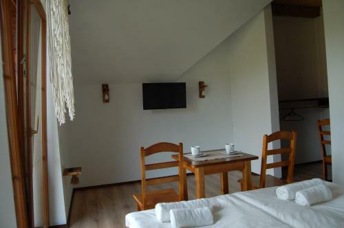 Bed & Breakfast Cisna Chata