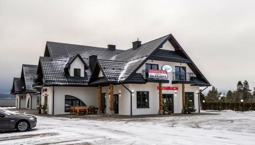 Hotel Per?a Dunajca