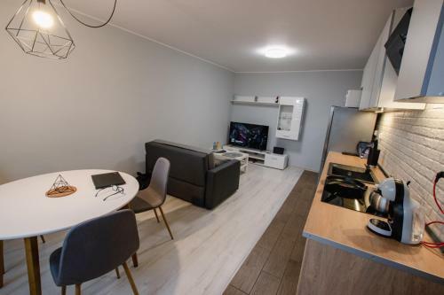 Apartament Stone - Czelad?