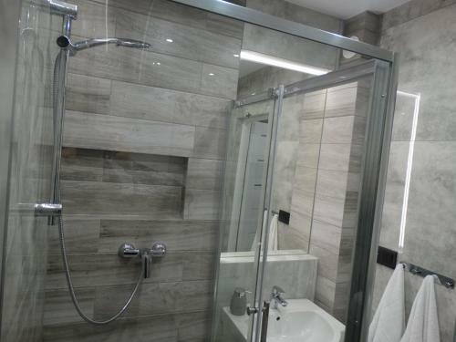 Apartament Lucy - ?cis?e Centrum Cz?stochowy