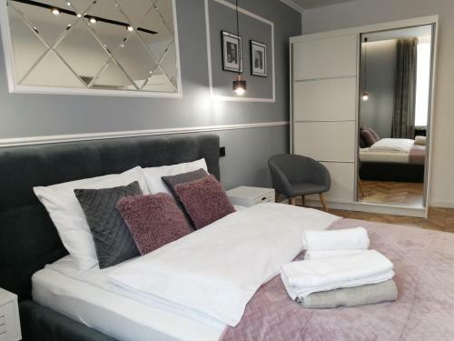 Apartament Lucy - ?cis?e Centrum Cz?stochowy
