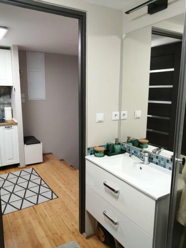 Apartament Z Antresol?