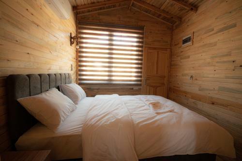 Bed & Breakfast Alpstar Camping & Restaurant